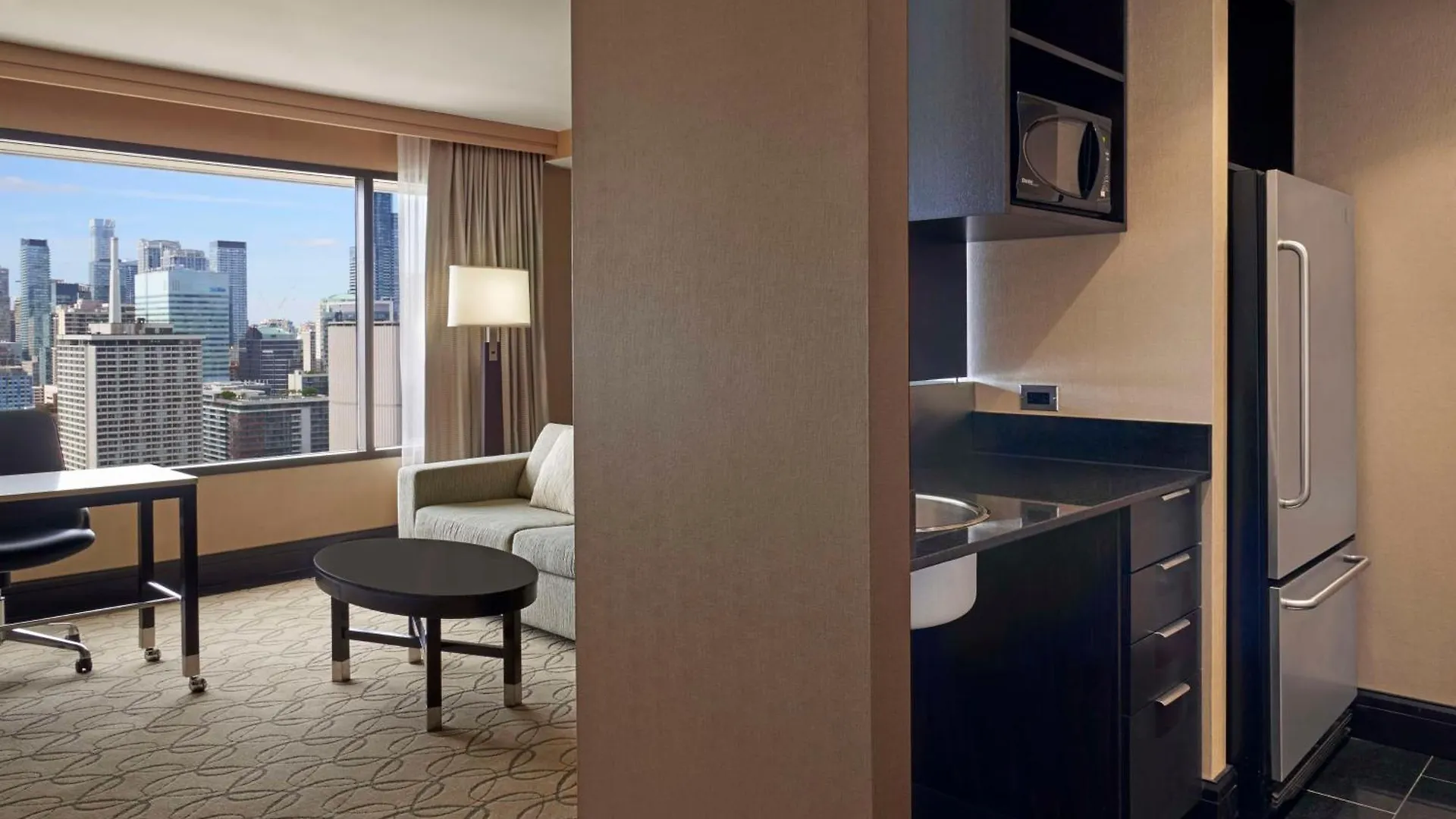 Hilton Toronto Hotel