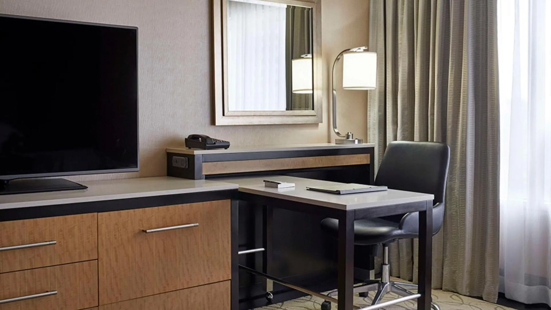 ****  Hilton Toronto Hotel Canada